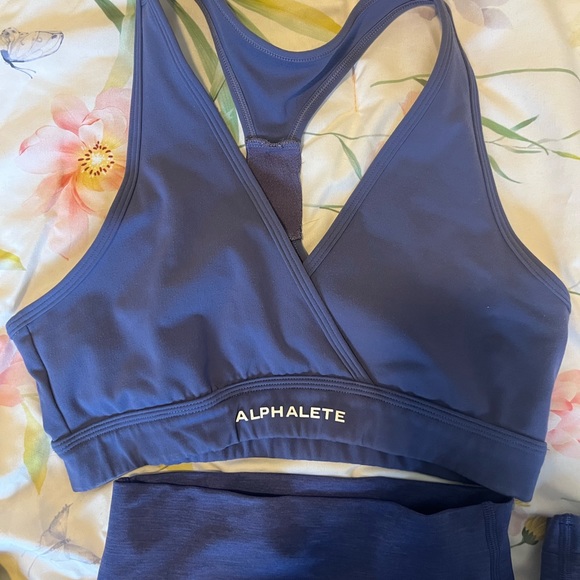 Alphalete Revival Set in Comet - Picture 4 of 6